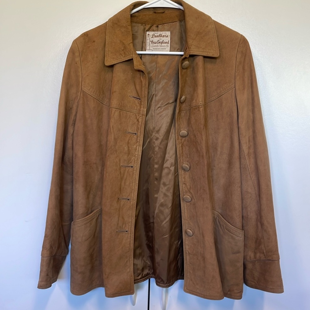 Gorgeous vintage suede coat - hippie, boho.  Costume.  Festival. Instagram